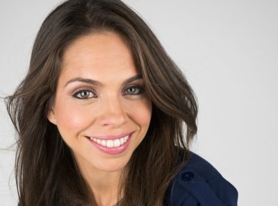 Caroline De Posada | Inspirational Storyteller, Bilingual Speaker & Writer