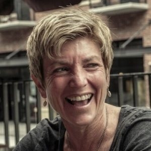 Ann Schatz | International Keynote Speaker & Broadcaster