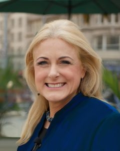 Mary Kelly, Commander US Navy (Ret) | Internationally Renowned Author & Keynote Speaker