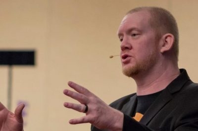 Dan Fowler ★ Speaker ★ Author ★ Trainer - I help people manifest and monetize their dreams