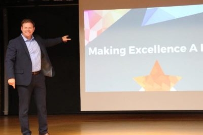 Dustin E James | TEDx Speaker, Sales, Leadership, Mindset & Motivational Speaker