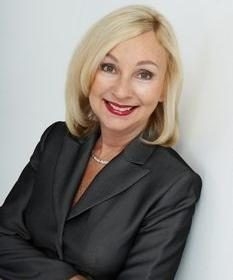Dr Patty Malone | Communication Expert, Speaker, Trainer | Communication Virtual Keynotes