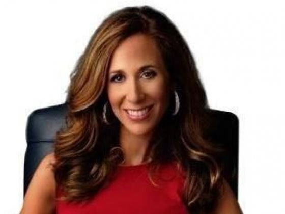 Erica Diamond | Global TV Correspondent, Author, Yoga Instructor | Wellness & Yoga Virtual Keynotes